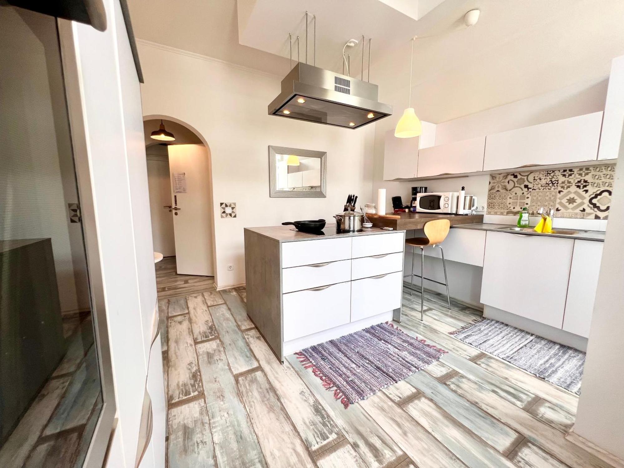 London Suite Fuer 4 Mit Kueche Und Wifi Essen Exterior foto